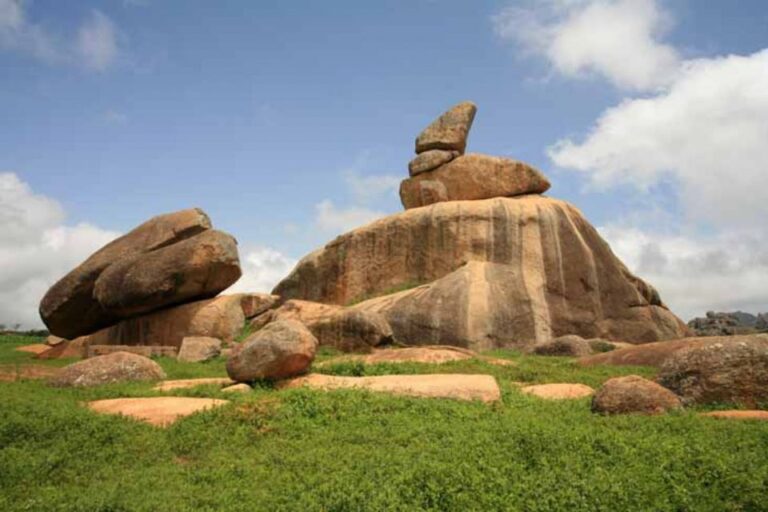 jos_Riyom-Rock-Formation-Plateau-State